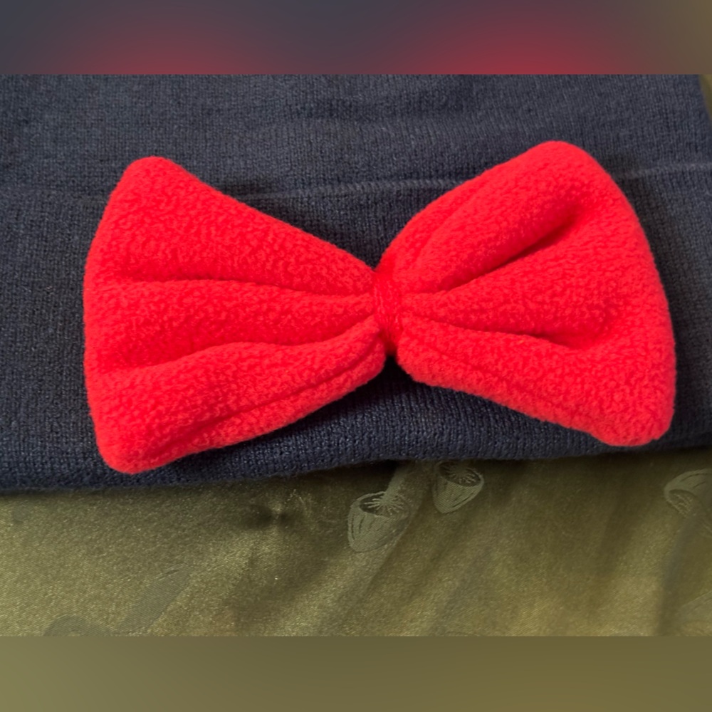 Studio Ghibli Kiki’s Delivery Service Navy Beanie with Hot Pink Bow- anime - Picture 7 of 8